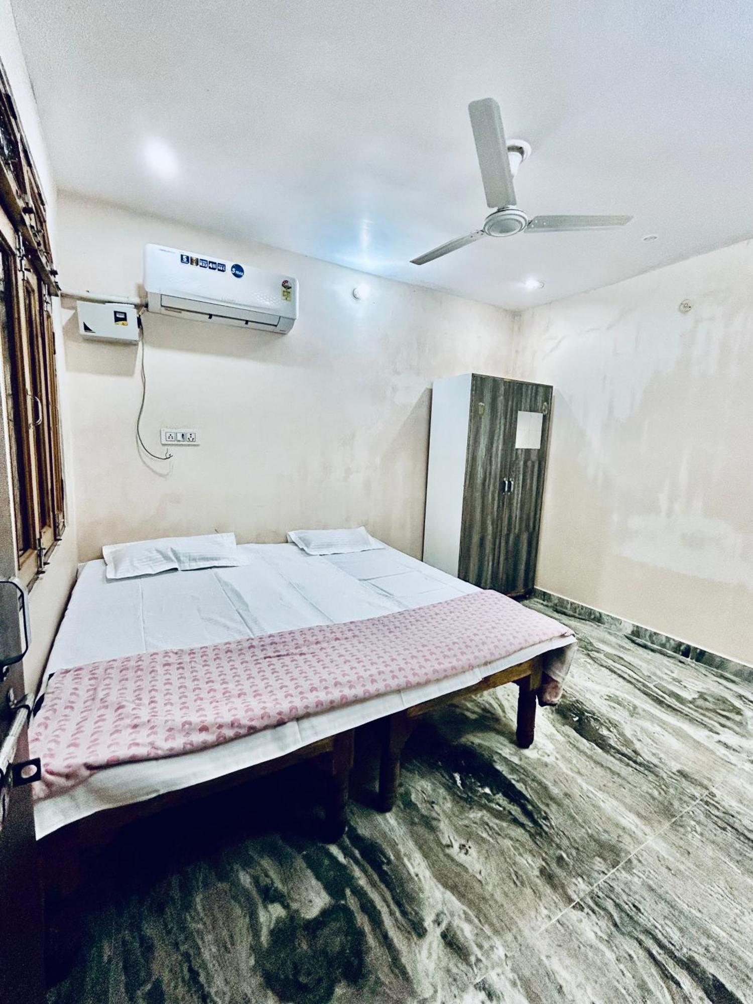 Vishwanath Residency Villa Allāhābād Junction Eksteriør billede