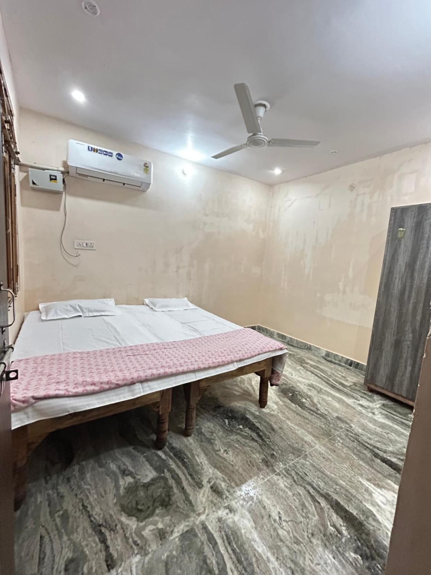 Vishwanath Residency Villa Allāhābād Junction Eksteriør billede